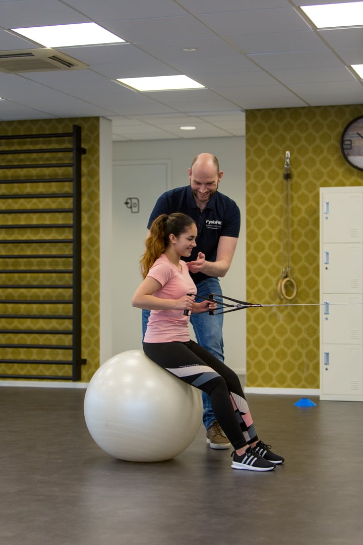 Fysiotherapie behandeling bij nekklachten in Zuid-Beijerland